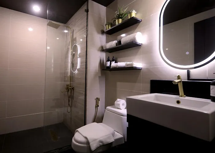 Apartment Luxury With Pa, Skyline View & Amenities Manila